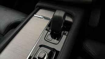 Volvo XC90 RECHARGE T8 PLUS AWD