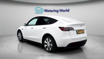 Tesla Model Y BASE