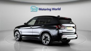 BMW iX3 M SPORT