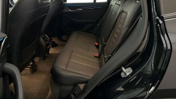BMW iX3 M SPORT