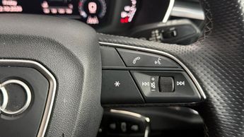 Audi Q3 TDI S LINE