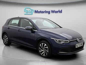 Volkswagen Golf STYLE TSI DSG