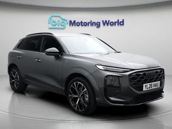 Audi Q3 E-HYBRID EDITION 1
