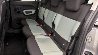 Citroen Berlingo PURETECH FLAIR XL S/S EAT8