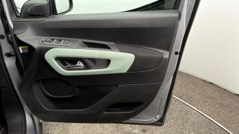 Citroen Berlingo PURETECH FLAIR XL S/S EAT8
