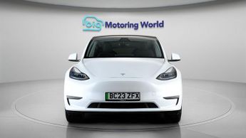 Tesla Model Y BASE
