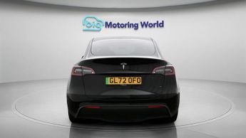 Tesla Model Y BASE