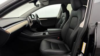 Tesla Model Y BASE