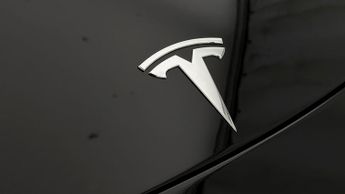 Tesla Model Y BASE