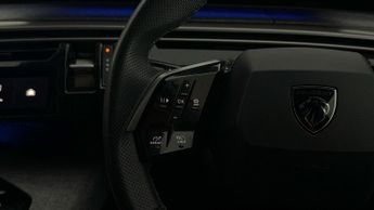 Peugeot E-3008 GT