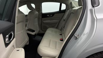 Volvo S60 RECHARGE T8 PLUS AWD