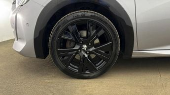 Peugeot 208 PURETECH GT PREMIUM S/S