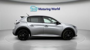 Peugeot 208 PURETECH GT PREMIUM S/S