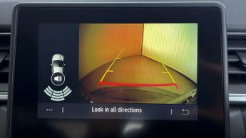 Renault Captur TECHNO E-TECH