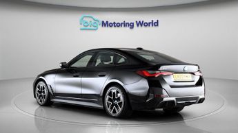 BMW i4 EDRIVE40 M SPORT
