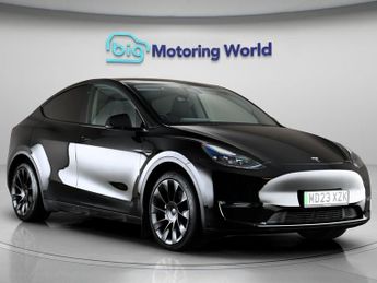 Tesla Model Y LONG RANGE AWD