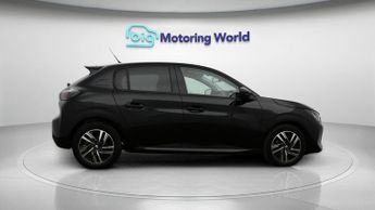 Peugeot 208 PURETECH ALLURE PREMIUM PLUS S/S