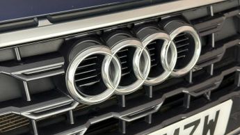 Audi Q2 TFSI S LINE