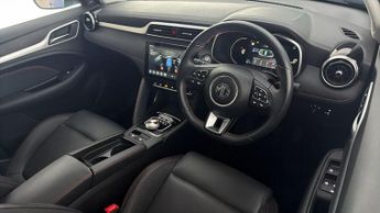 MG MG ZS TROPHY CONNECT