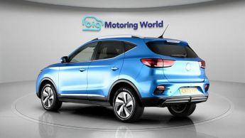 MG MG ZS TROPHY CONNECT