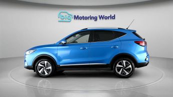 MG MG ZS TROPHY CONNECT