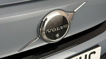 Volvo C40 RECHARGE PRO TWIN AWD