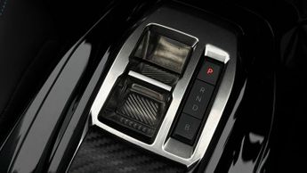 Peugeot E-2008 ALLURE PREMIUM