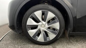 Tesla Model Y BASE