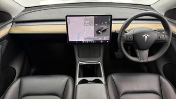 Tesla Model Y BASE