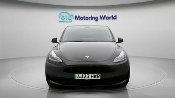 Tesla Model Y BASE