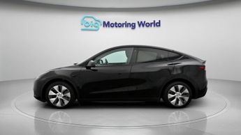 Tesla Model Y BASE
