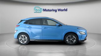 Hyundai KONA ULTIMATE