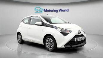Toyota AYGO VVT-I X-PLAY X-SHIFT TSS