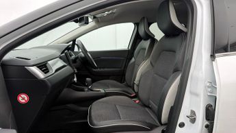 Renault Captur TECHNO E-TECH