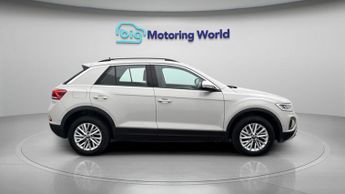 Volkswagen T-Roc LIFE TSI DSG