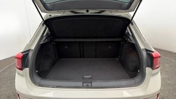 Volkswagen T-Roc LIFE TSI DSG