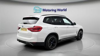 BMW iX3 PREMIER EDITION