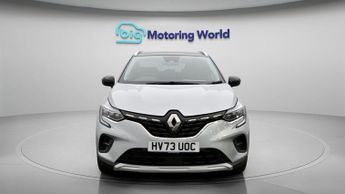 Renault Captur TECHNO E-TECH