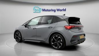 CUPRA Born V2