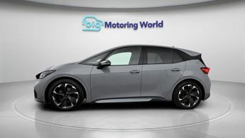 CUPRA Born V2