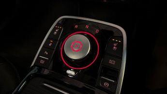 Kia Niro 4 PLUS
