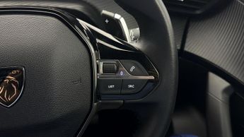 Peugeot 2008 PURETECH EAT8 S/S ALLURE