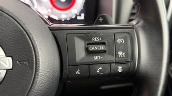 Nissan Qashqai DIG-T N-CONNECTA DCT
