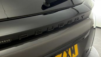 Peugeot 2008 PURETECH EAT8 S/S GT