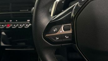 Peugeot 2008 PURETECH EAT8 S/S GT