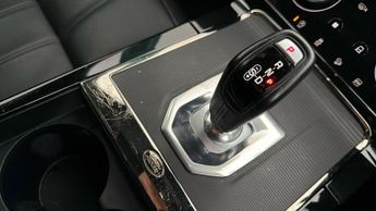 Land Rover Range Rover Evoque R-DYNAMIC S