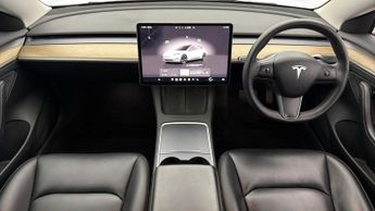 Tesla Model 3 LONG RANGE