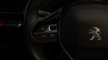 Peugeot E-2008 ALLURE PREMIUM PLUS