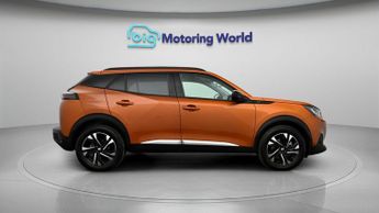 Peugeot E-2008 ALLURE PREMIUM PLUS