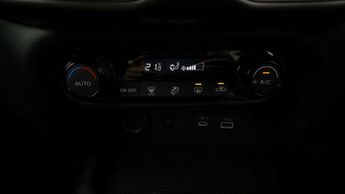 Nissan Juke DIG-T N-CONNECTA DCT